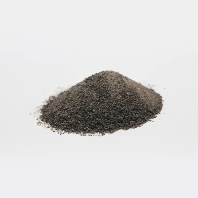 Kiseldioxidsand, aluminiumoxid och zirkoniumoxid.